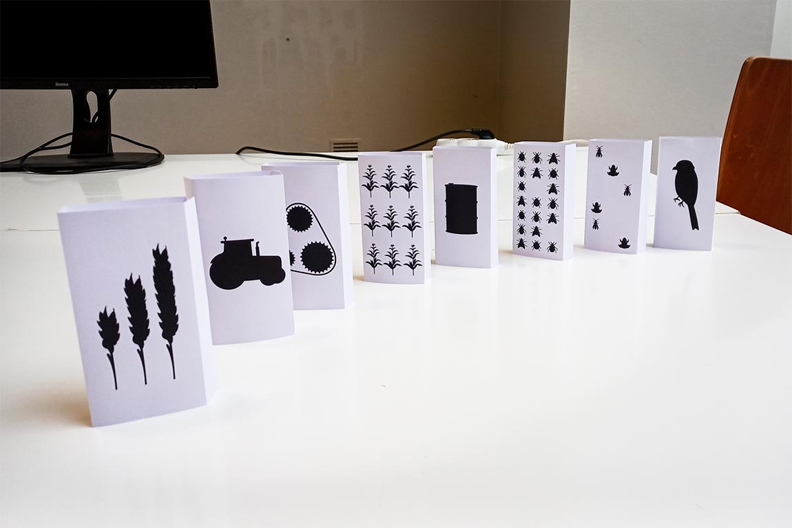 mémoire ouvert présentant le sommaire